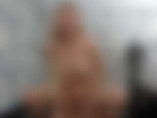 PeachAnna's Live Sex Cam Show