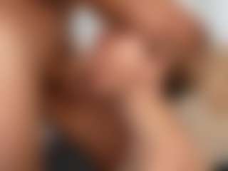 PeachAnna's Live Sex Cam Show