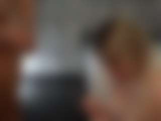 Live-sekscamshow van PeachAnna