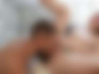 PeachAnna's Live Sex Cam Show