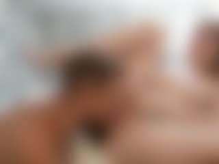 PeachAnna's Live Sex Cam Show