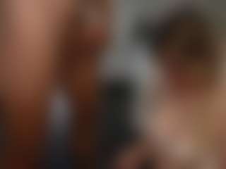 PeachAnna's Live Sex Cam Show