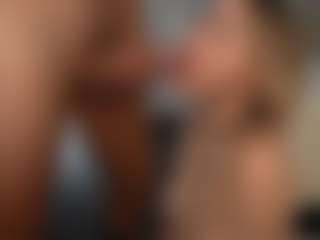 PeachAnna's Live Sex Cam Show