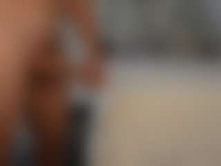 Live cam show with PeachAnna - White on Dare Cams