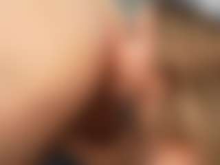 PeachAnna's Live Sex Cam Show