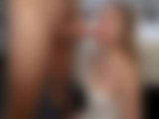PeachAnna's Live Sex Cam Show