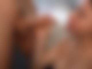 PeachAnna's Live Sex Cam Show