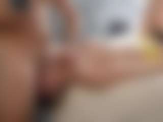 PeachAnna's Live Sex Cam Show