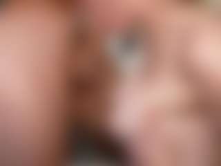 PeachAnna's Live Sex Cam Show