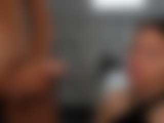 Live cam show with PeachAnna - Strip on liverealitysex.com