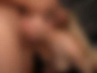 PeachAnna's Live Sex Cam Show