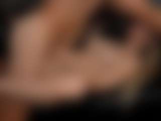 PeachAnna's Live Sex Cam Show