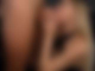 PeachAnna's Live Sex Cam Show