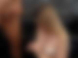 PeachAnna's Live Sex Cam Show