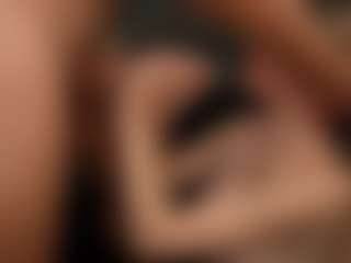 PeachAnna's Live Sex Cam Show