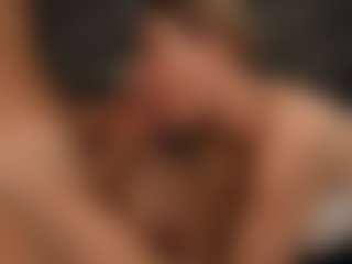 PeachAnna's Live Sex Cam Show