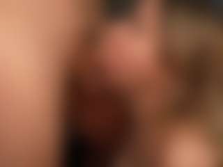 PeachAnna's Live Sex Cam Show