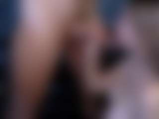 Live cam show with PeachAnna - White on Dolls Live