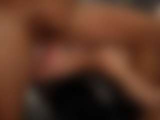 PeachAnna's Live Sex Cam Show