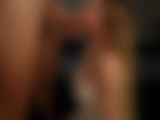 PeachAnna's Live Sex Cam Show
