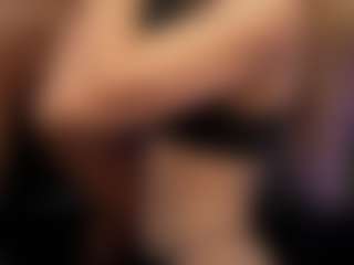 Live cam show with PeachAnna - Anal Toys on studioflirtlive.com