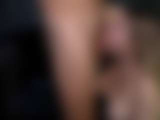 PeachAnna's Live Sex Cam Show