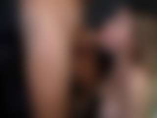 PeachAnna's Live Sex Cam Show