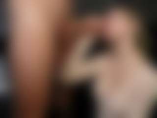 PeachAnna's Live Sex Cam Show
