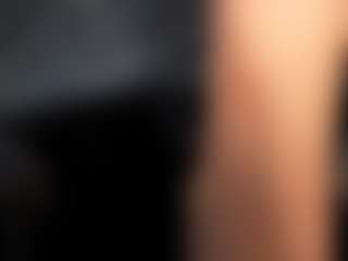 PeachAnna's Live Sex Cam Show