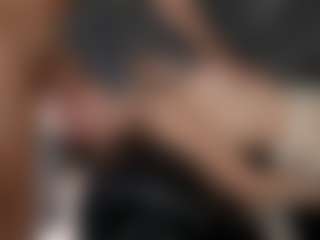 PeachAnna's Live Sex Cam Show