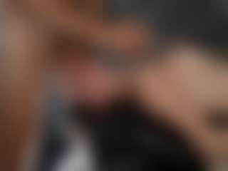 PeachAnna's Live Sex Cam Show