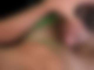 PeachAnna's Live Sex Cam Show