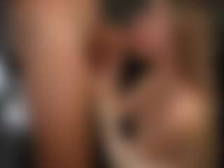 PeachAnna's Live Sex Cam Show