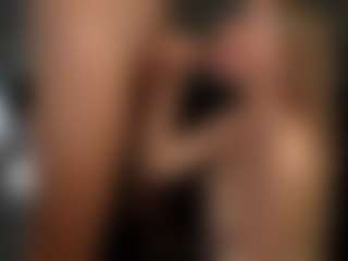 PeachAnna's Live Sex Cam Show