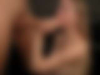 PeachAnna's Live Sex Cam Show