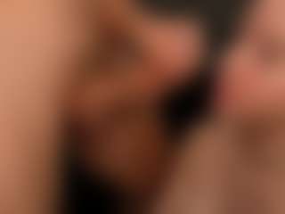 PeachAnna's Live Sex Cam Show