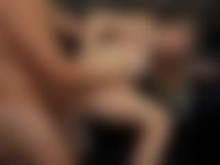 Live cam show with PeachAnna - Cock Rating on Camming Site