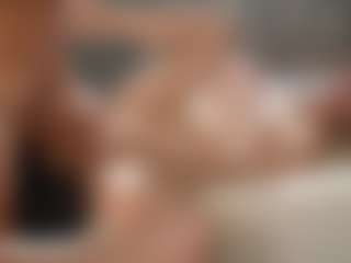 PeachAnna's Live Sex Cam Show