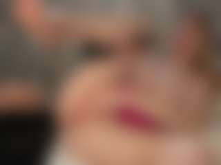 PeachAnna's Live Sex Cam Show