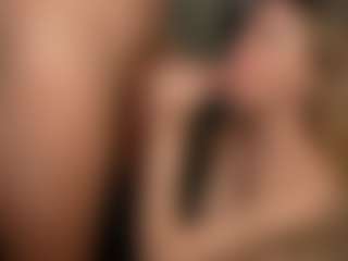 PeachAnna's Live Sex Cam Show