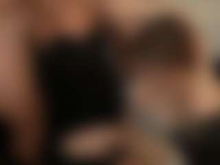 PeachAnna's Live Sex Cam Show