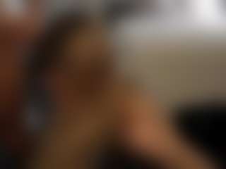 PeachAnna's Live Sex Cam Show
