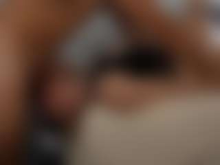 PeachAnna's Live Sex Cam Show