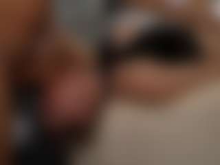 PeachAnna's Live Sex Cam Show