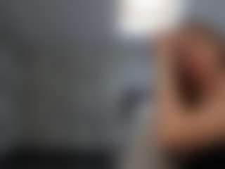Live cam show with PeachAnna - Facial on crypto-cams