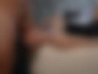 PeachAnna's Live Sex Cam Show