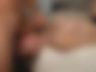 PeachAnna's Live Sex Cam Show