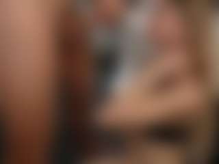 Live cam show with PeachAnna - Orgasm on Soda Cam