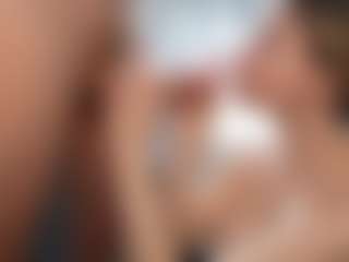 PeachAnna's Live Sex Cam Show