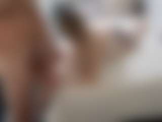 Live cam show with PeachAnna - Spank Blonde Hair on friskycurves.com